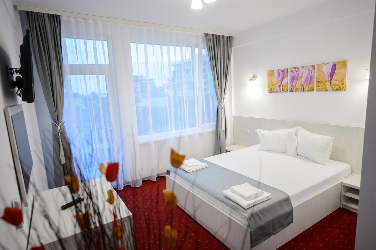 Casa On Hotell Năvodari Eksteriør bilde